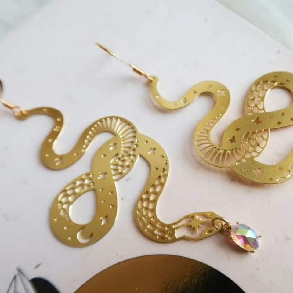 bohindie-stream-levitate-earri-LZhsZict-1.webp Outlet Bohindie Stream Levitate Earrings