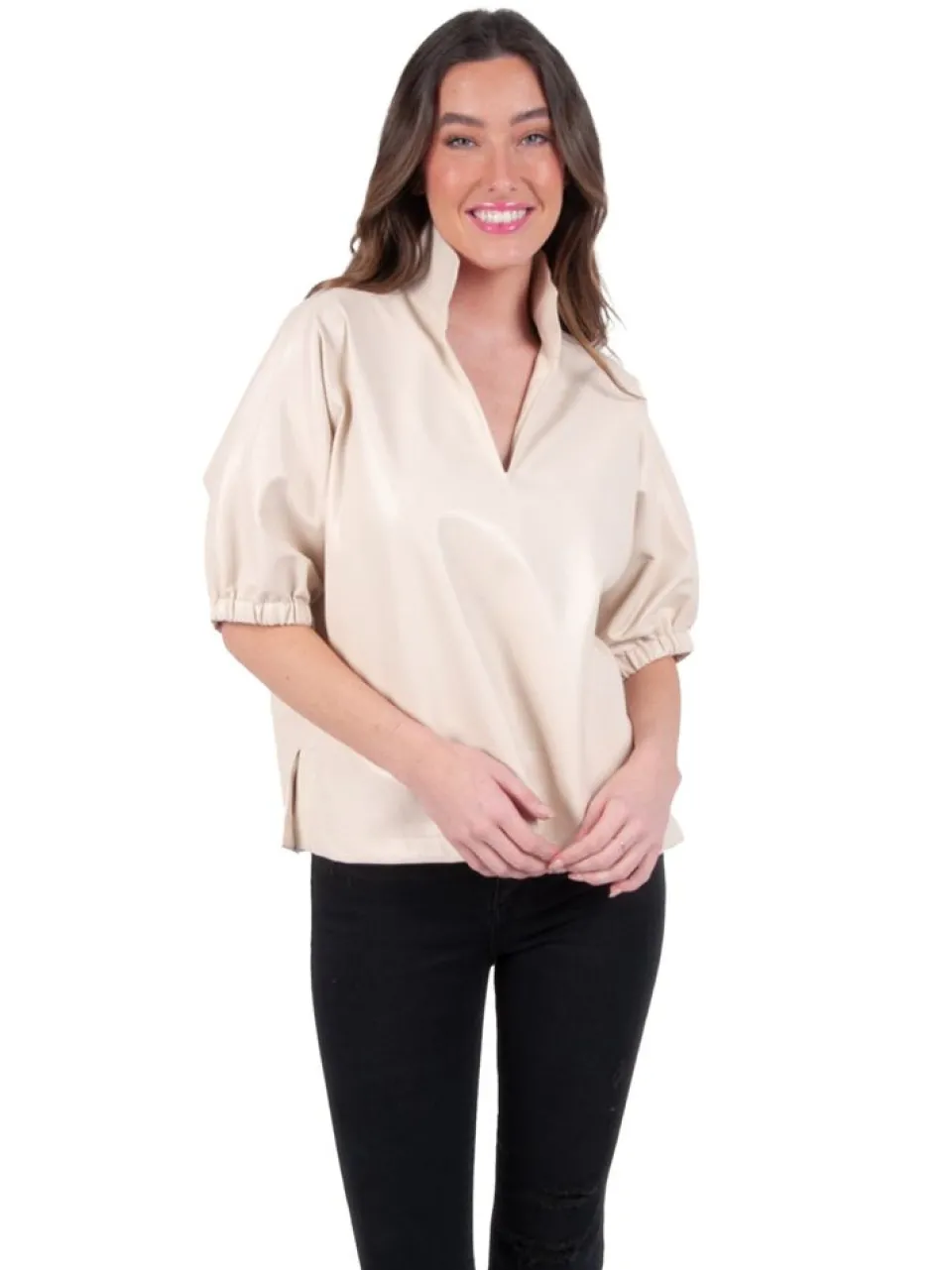 emily-mccarthy-poppy-top-sands-jRTFXcaa-0.webp New Emily McCarthy Poppy Top Sandshell Vegan Leather