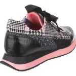 irregular-choice-on-the-go-QrJwZYQo-0.webp