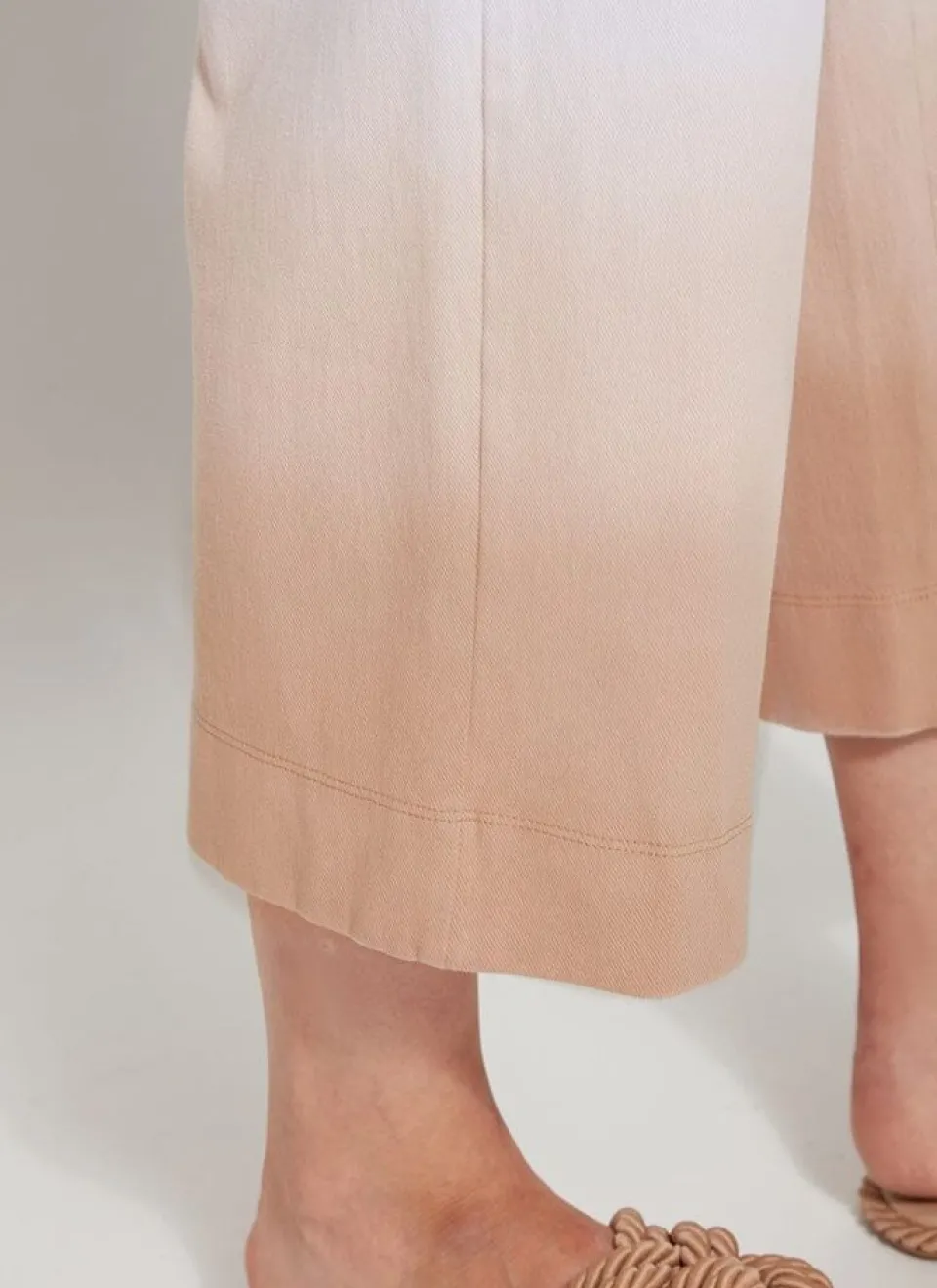 lysse-dip-dye-ombre-wide-leg-c-fCwYLkAc-1.webp Hot Lysse Dip Dye Ombre Wide Leg Crop